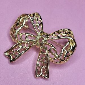 Vintage Gold Bow Brooch